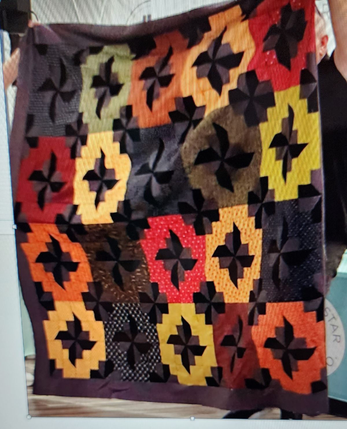 11.11.2023 - Twisted Pinwheel (AccuQuilt Friendly)